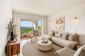 Beautiful Apartment with amazing sea and mountain views in LA QUINTA MARBELLA Benahavis